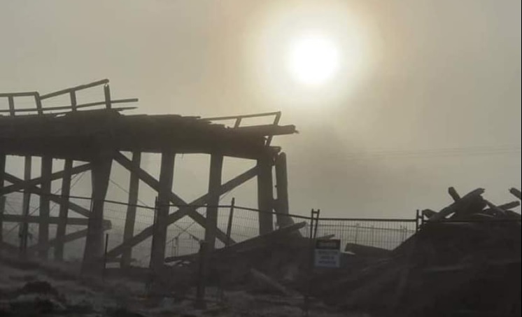 Partially demolished Prince Alfred Bridge in Gundagai