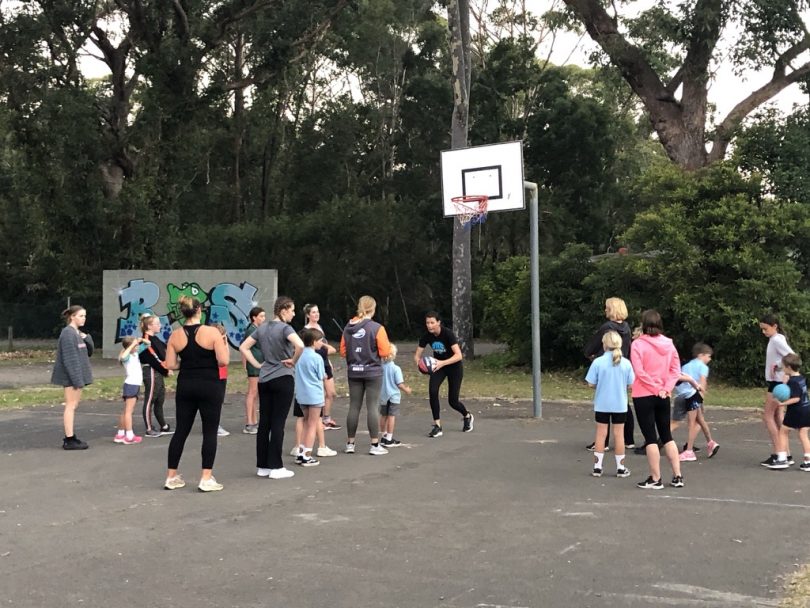 Lucille Bailie conducting community basketball clinic in Kioloa