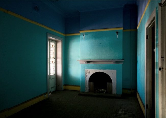 Blue room with fireplace