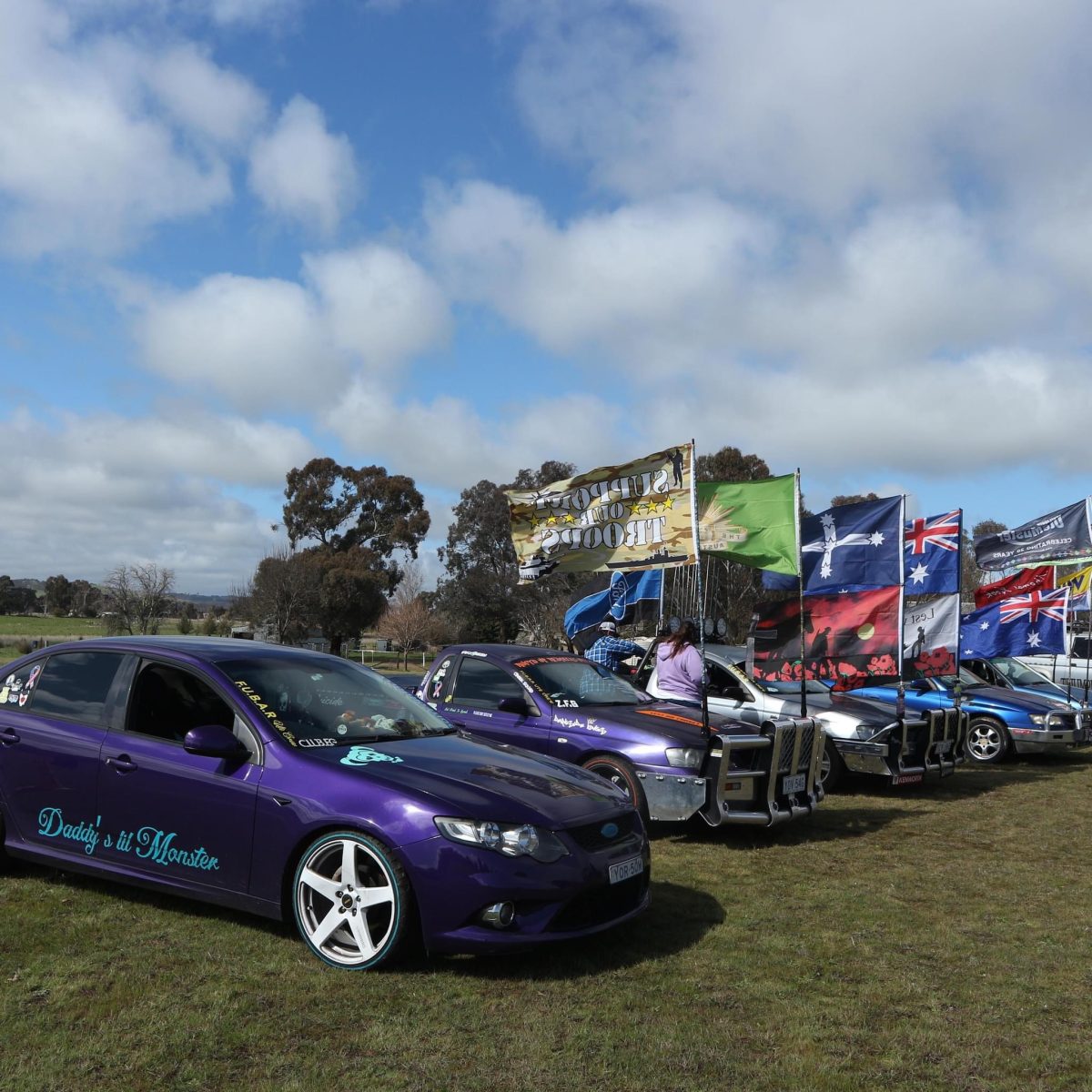 Row of utes lined up