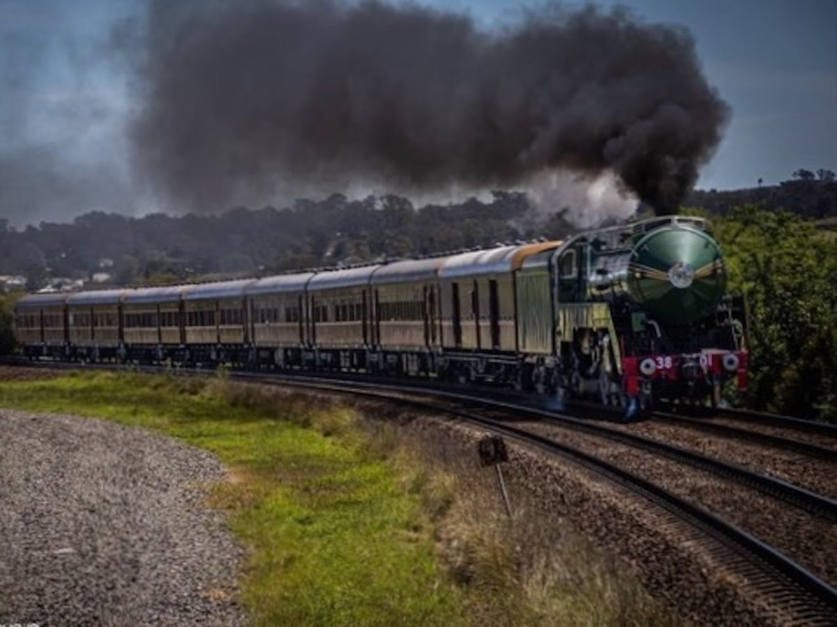 A 1:1 scale of steam train 3801, coming out of the Maldon curves near Picton. How much fun would it be recreating a scene like this? 