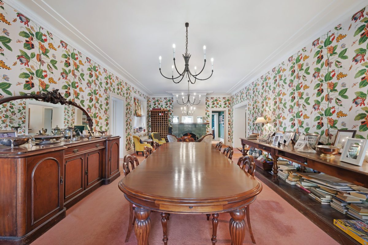 Formal dining room